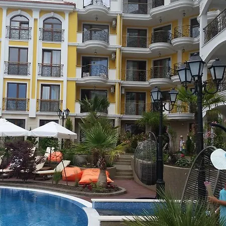 Private In Monte Carlo شقة